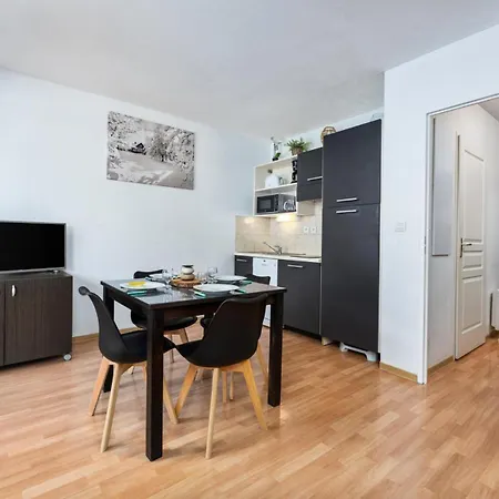 Apartment Les Terrasses Du Soleil D'or - 4 Personnes Pour Un Sejour Skis Aux Pieds Mae-7631